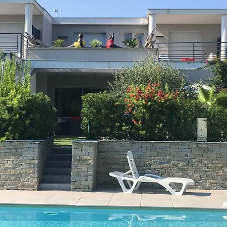 La Source Villa